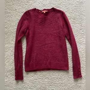 Light weight sweater